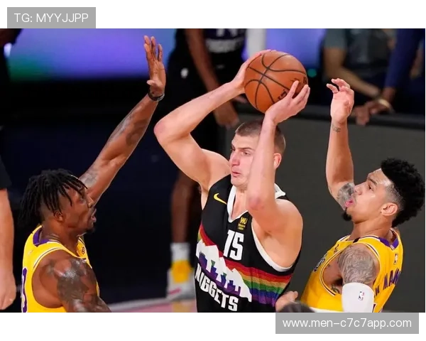 世界足球强者谁最猛 盘点现役球星顶级实力与表现