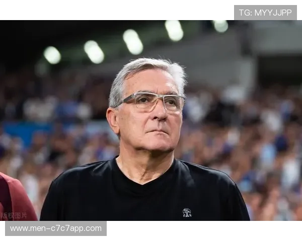 中国足球硬核球星盘点：从球场传奇到新生代力量的崛起