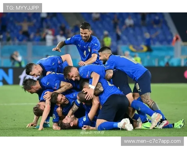 意大利足球球星辉煌历程与经典瞬间全面回顾