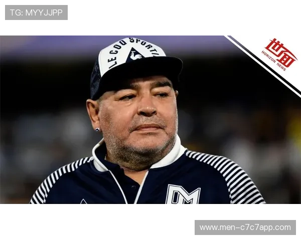 方便面头足球球星：从街头少年到绿茵场传奇的成长历程