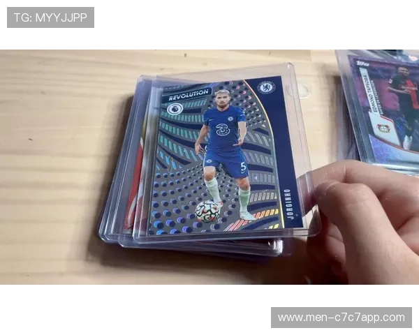 球星卡与足球文化完美融合 打造极具收藏价值的豪华套房设计