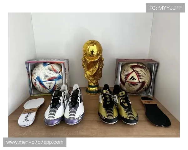 足球明星们的场上必备装备：他们都穿哪些顶级足球鞋？