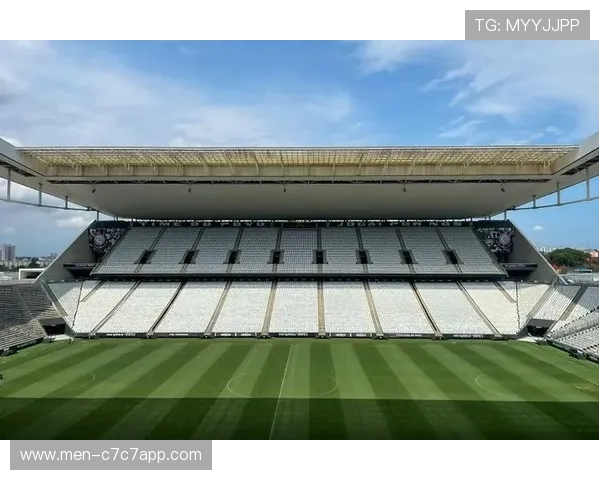 足球星耀世界杯盛大开幕全球焦点聚集于激情四溢的绿茵场 足球星耀世界杯盛大开幕全球焦点聚集于激情四溢的绿茵场